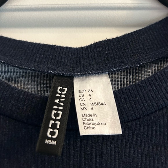 H&M short sleeve navy jersey dress size: US 4 - Picture 4 of 5